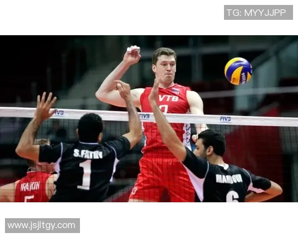 普京亲自为足球明星颁奖展现体育精神与国家荣誉的完美结合