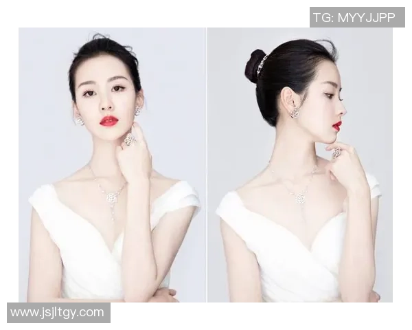 璀璨星光下的足球盛宴美女们闪耀颁奖典礼的华丽瞬间 璀璨星光下的足球盛宴美女们闪耀颁奖典礼的华丽瞬间